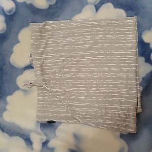Bebe au Lait nursing scarf/carseat cover
